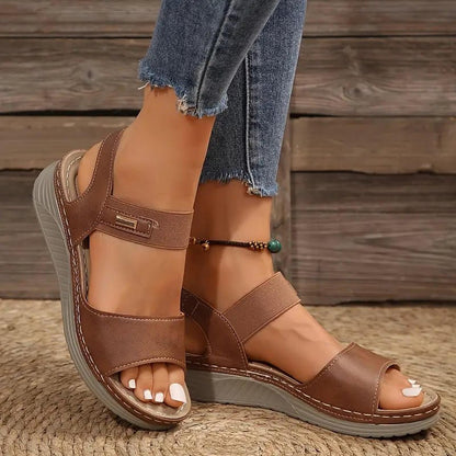Rosenau™ | Orthopädische Sandalen mit Klettverschluss und Keilabsatz